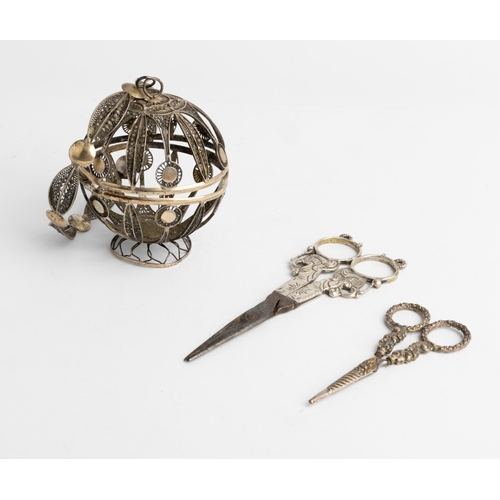 371 - A SILVER FILIGREE YARN BALL WITH BRACELET, GERMAN? C.1860 Together with a pair of silver mounted sci... 