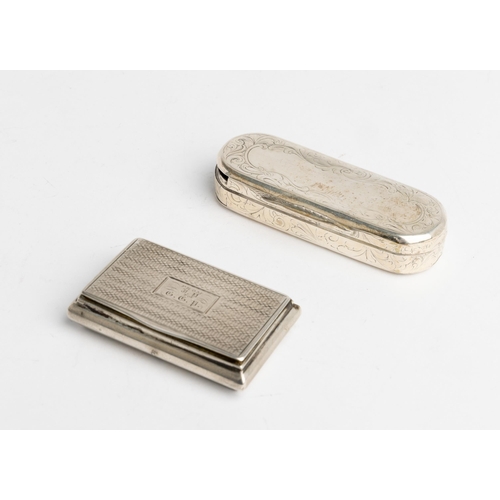 569 - AN ENGINE TURNED OBLONG SNUFF BOX, BIRMINGHAM 1830 Together with another elongated oval box, Birming... 