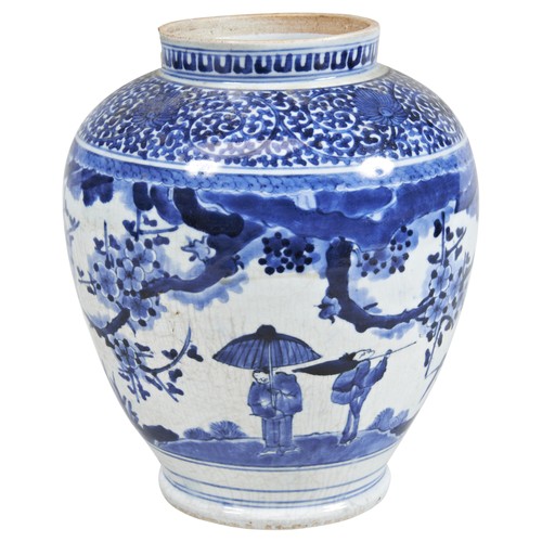 2195 - A JAPANESE ARITA BLUE AND WHITE JAR17TH CENTURY27.5cm high