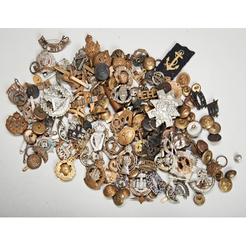 702 - MILITARY CAP BADGES, UNIFORM INSIGNIA AND BUTTONS, including Intelligence Corps, Cameron Highlanders... 