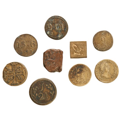 321 - A PORTUGUESE ½ MOIDORE COIN WEIGHT, a ½ pistol coin weight and other coin weights.