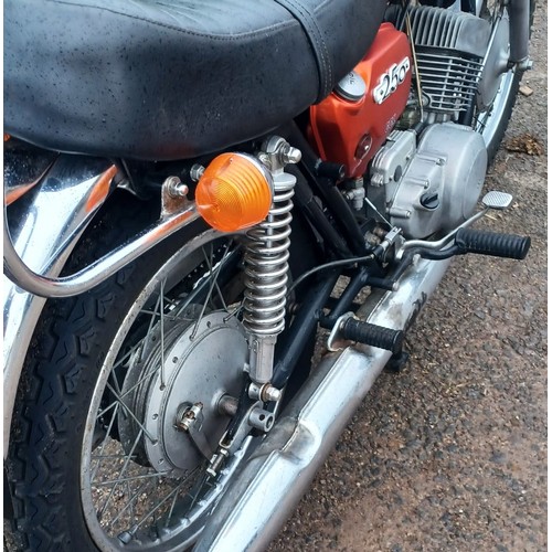 64 - 1972 Suzuki T250 J HustlerRegistration Number: GUG 976KFrame Number: T250-44202- Two registered owne... 