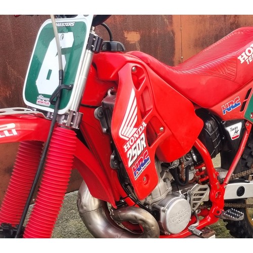 85 - 1989 Honda CR250Registration Number: N/AFrame Number: TBA- Winner of the Farleigh Vets MXdNThere are... 