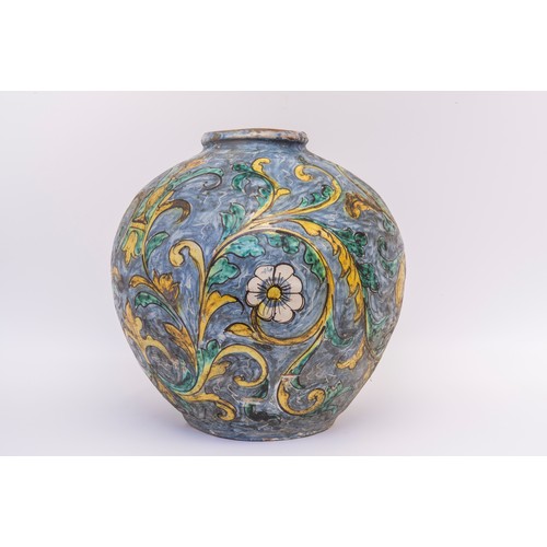 1186 - A LARGE ITALIAN DRUG JAR, PROBABLY VENICE16th century or later, 39cms high