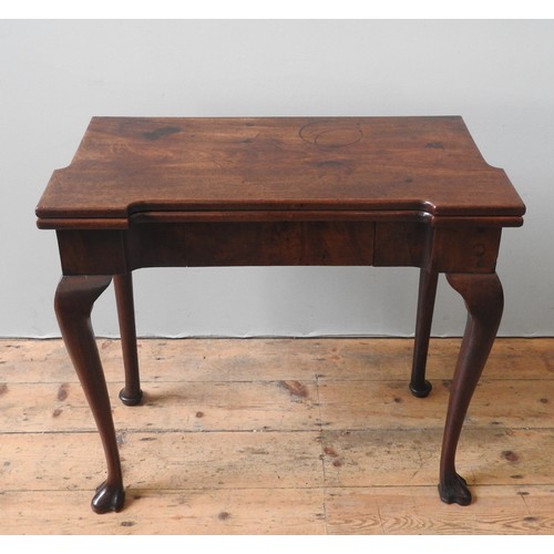 103 - A LATE 18TH / EARLY 19TH CENTURY MAHOGANY CARD TABLE, the rectangular fold over top with square cand... 