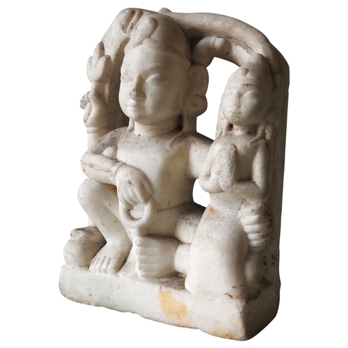 621 - AN INDIAN CARVED MARBLE GROUP POSSIBLY DEPICTING UMA-MAHESHVARA, 19TH CENTURY OR LATER.26 cms