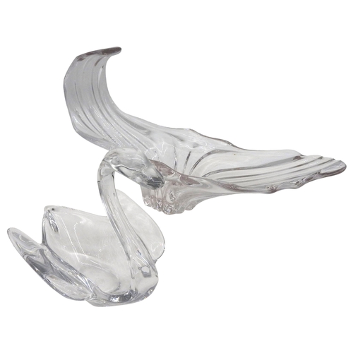 297 - A VINTAGE ART VANNES FRANCE STYLISED BASKET AND SWAN FORM BOWL, CIRCA 1960, along with a similar unm... 