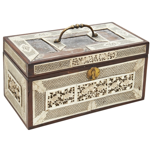 664 - A CHINESE BOX DECORATED WITH RETICULATED IVORY PANELS , early 19th century, (various damages) 11 x 2... 