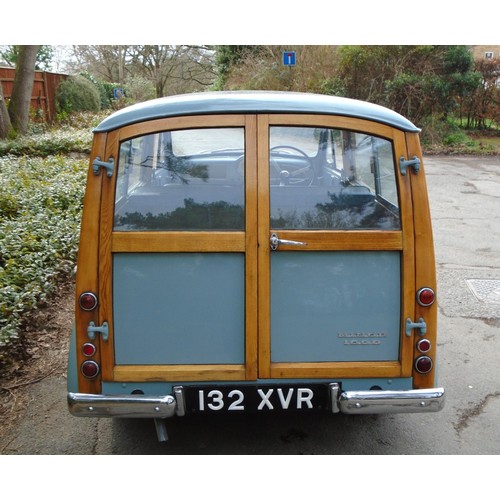 35 - 1962 MORRIS 1000 TRAVELLERRegistration Number: 132 XVR Chassis Number: M/AW5 D 998372Recorded Mileag... 