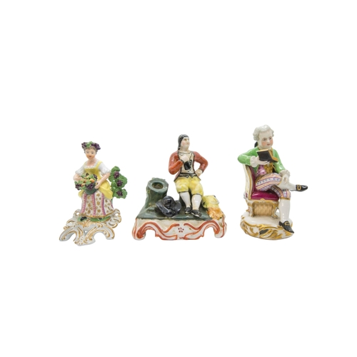 425 - A MIXED GROUP OF ELEVEN PORCELAIN FIGURINES, 18TH/19TH CENTURY, including Vienna and Dresden figures... 