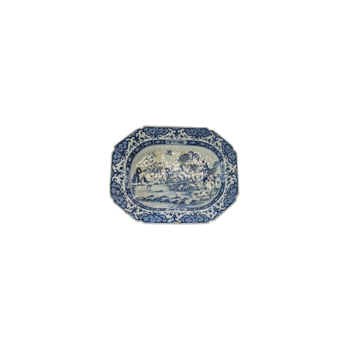 204 - A MIXED GROUP OF CHINESE BLUE AND WHITE CERAMICS, PREDOMINANTLY 19TH CENTURY, the lot includes four ... 