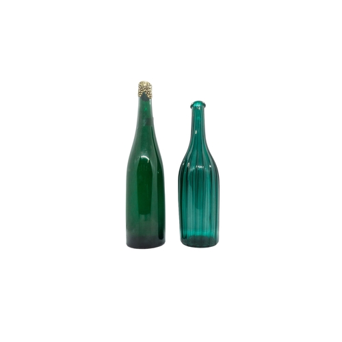 149 - A GROUP OF FIVE EARLY 19TH CENTURY SPIRIT DECANTERS, A PAIR OF EMERALD GREEN GLASS DECANTERS AND THR... 