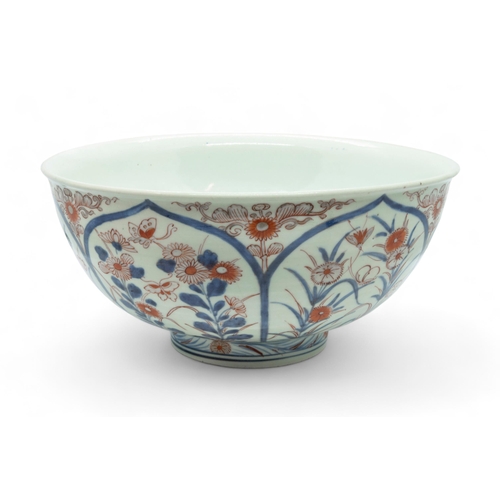 189 - A GROUP OF FOUR JAPANESE IMARI BOWLSLATE EDO / MEIJI PERIODlargest 27.5cm diam, smallest, 28cm diam;... 