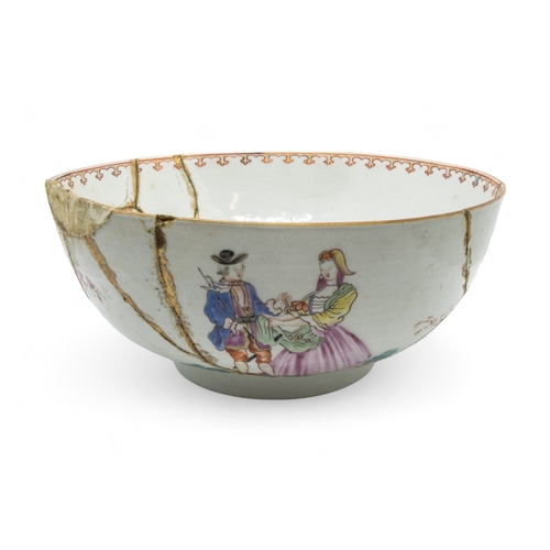 220 - A GROUP OF FIVE CHINESE EXPORT BOWLSQIANLONG PERIOD (1736-1795)22cm - 26cm diam