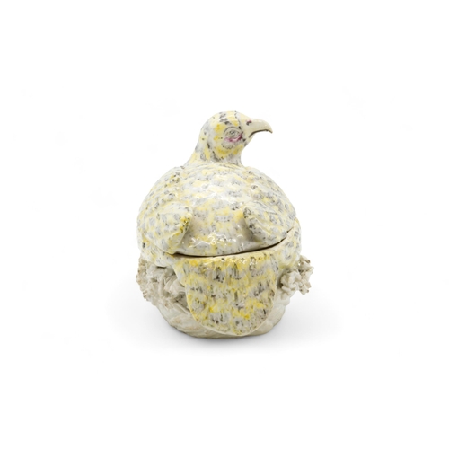 450 - AN EIGHTEENTH CENTURY PORCELAIN PARTRIDGE BOX AND TWO QUAIL OPEN SALTS