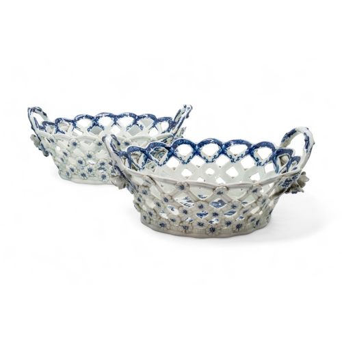 493 - FOUR WORCESTER BASKETS1770s, printed pinecone pattern, 20cms wide