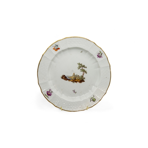 512 - TWO 18TH CENTURY FURSTENBERG PLATES AND TWO SOUP PLATEStogether with a Vienna plate and a Meissen do... 