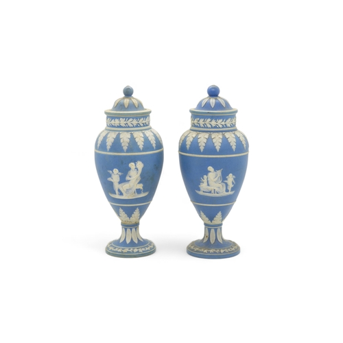 401 - A PAIR OF WEDGWOOD JASPER CASSOLETTELate 18th century, together with the base of a cassolette and tw... 