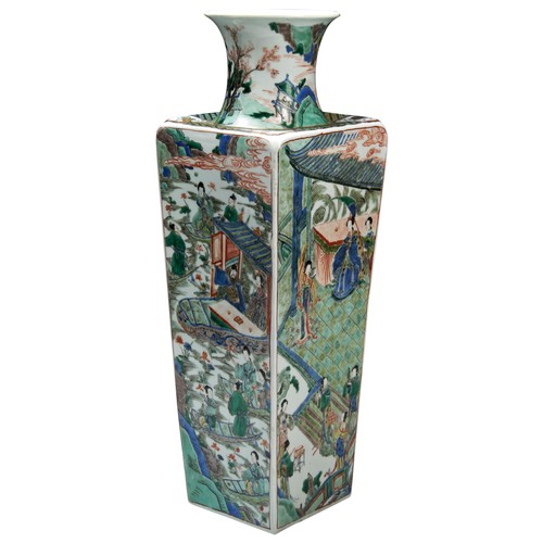 187 - AN IMPRESSIVE FAMILLE VERTE SQUARE-SECTIONED VASE KANGXI PERIOD (1662-1722)康熙五彩歷史人物故事圖紋四方瓶this tall ... 