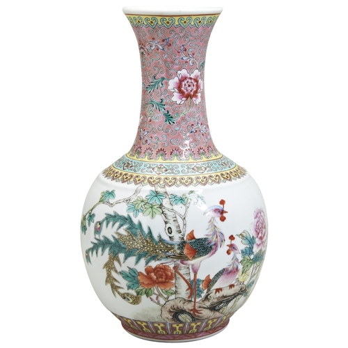 203 - A FAMILLE ROSE VASE20TH CENTURYdecorated with phoenixes, flower and hand writing poem. With six char... 