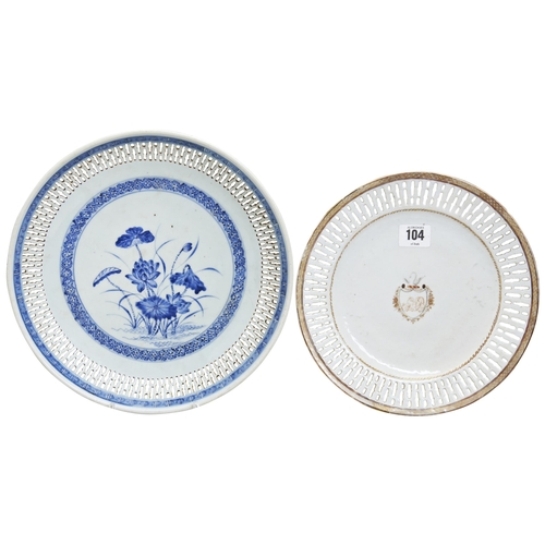 138 - TWO EXPORT PORCELAIN DISHESQING DYNASTY, 18TH CENTURY one decorated with coat and arms, another one ... 