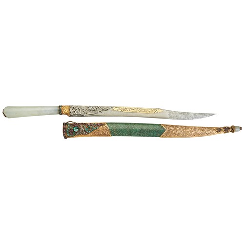 441 - A FINE OTTOMAN GEM-SET JADE-HILTED DAGGER AND SCABBARD18TH / 19TH CENTURY 十八/十九世纪 奥斯曼宝石镶玉匕首及套with a ... 