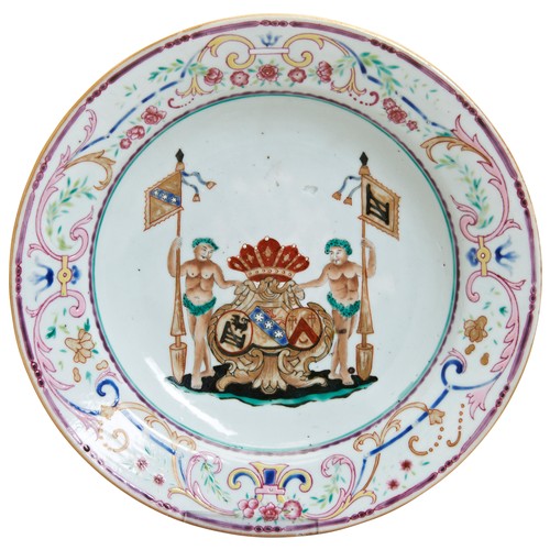 209 - A CHINESE EXPORT FAMILLE ROSE ARMORIAL DISH QIANLONG PERIOD (1736-1795)possibly bearing the arms of ... 