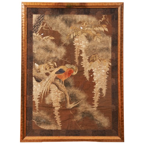 430 - A FINE JAPANESE EMBROIDERED SILK PICTURE OF A PARROT MEIJI PERIOD (1868-1912)finely worked in colour... 