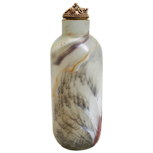 246 - AN UNUSUAL PEKING GLASS SNUFF BOTTLE  WITH A METAL STOPPER19TH/20TH CENTURYwith marbling grain.Ivory... 