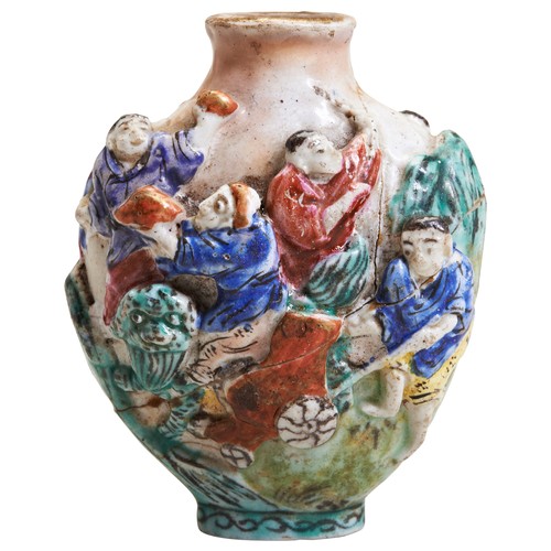 272 - A FAMILLE ROSE MOULDED PORCELAIN SNUFF BOTTLEQING DYNASTY, 19TH CENTURY with boys playing, bears an ... 