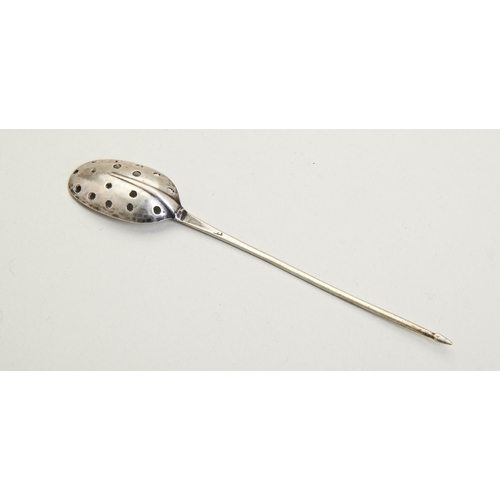 44 - A RATTAIL MOTE SPOON, LONDON C. 1730. With a bowl pierced with plain circular holes. Maker's mark il... 