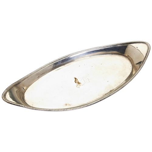 102 - AN OVAL SNUFFERS TRAY, HESTER BATEMAN, LONDON 1784. With a bead edge, the tray is centrally engraved... 