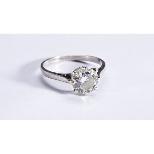 336 - A SINGLE STONE DIAMOND RINGthe brilliant-cut diamond estimated to weigh 1.4 carats, eight claw set b... 