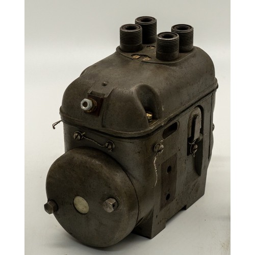 86 - RACING/AVIATION 4-CYLINDER MAGNETO c.1940s-50sFrom the estate of renowned historic restoration exper... 