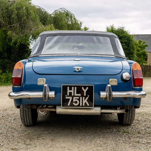 13 - 1971 Austin Sprite Mark IVRegistration Number: HLY 751KChassis Number:  AAN10-87537-GRecorded Mileag... 