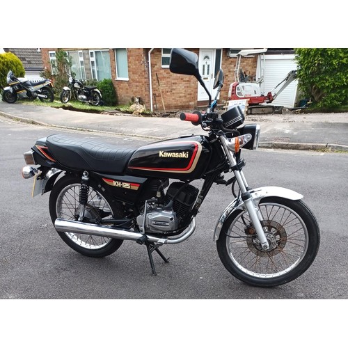 41 - 1996 Kawasaki KH125 Registration Number: P175 EFLFrame Number KH125K-015670Engine Number KH125-DE422... 