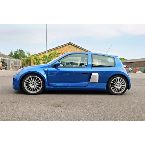 35 - 2004 Renault Clio V6 Phase IIRegistration Number: HD53 VMV     Chassis Number: VF1C61U0629431775Reco... 