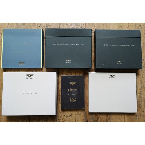 324A - A SELECTION OF BENTLEY BROCHURES, ALSO CONTINENTAL SPORTS SALOON REGISTER For 2000s models, also Ben... 