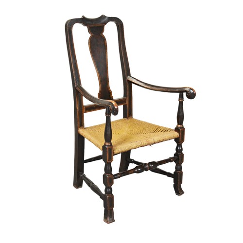 526 - AN AMERICAN QUEEN ANNE MAPLE ARMCHAIR, 18TH CENTURY, shaped top rail over vasiform splat with scroll... 