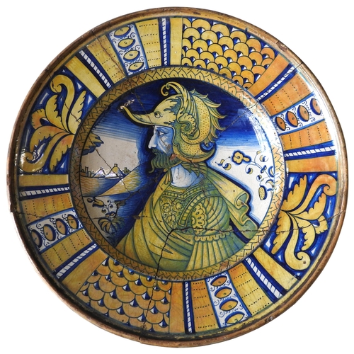 307 - A DERUTA MAIOLICA CHARGER, first half of the 16th century decorated  with a profile portrait of a ma... 