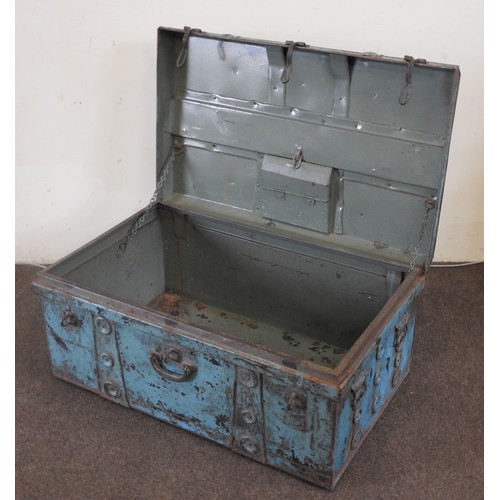 95 - A TEAL BLUE PAINTED DISTRESSED TIN TRUNK38 x 84 x 50 cmProvenance: Property of a long established fa... 