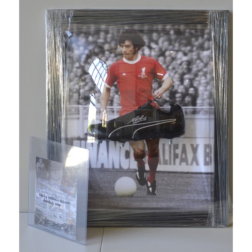 404 - KEVIN KEEGAN, A SIGNED AND MOUNTED FOOTBALL BOOT, presented in a plexi-glass bubble frame with backg... 