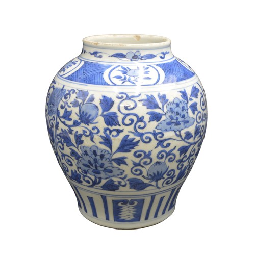 283 - A CHINESE BLUE AND WHITE JAR 20TH CENTURYIn the Kangxi style