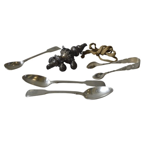 446A - A SILVER BABIES RATTLE, SILVER SUGAR TONGS, TWO TEA SPOONS AND A SALT SPOON, the rattle marked Chest... 