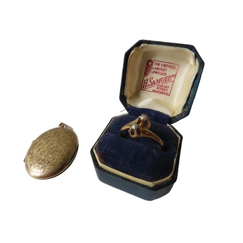 566 - GOLD LOCKET AND GOLD RING