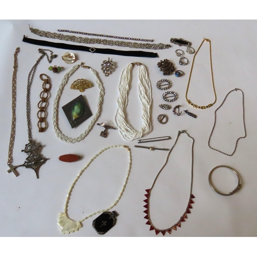 527 - A MIXED GROUP OF COSTUME JEWELLERY, the lot includes a snake bangle, silver crucifix on chain, and n... 