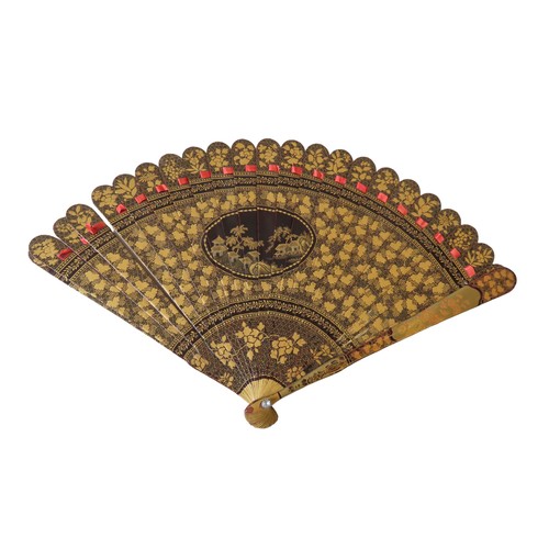 119 - CANTON BLACK LACQUER AND GILT DECORATED FAN QING DYNASTY 19TH CENTURY