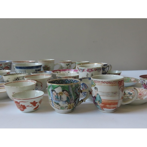 180 - LARGE QUANTITY OF CHINESE TEACUPS, TEA BOWLS AND SAUCERS