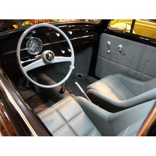 50 - 1958 Volkswagen Beetle                           Registration Number: 677 UXL Chassis Number: 1 814 ... 