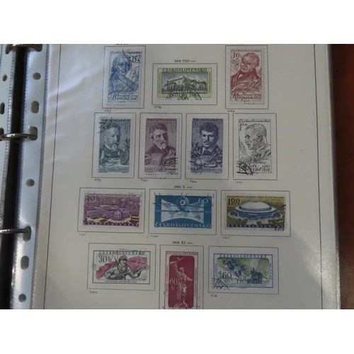 444 - CZECHOSLOVAKIAN STAMPS, SEVEN A4 VINYL POCKET ALBUMS containing a good comprehensive collection of C... 